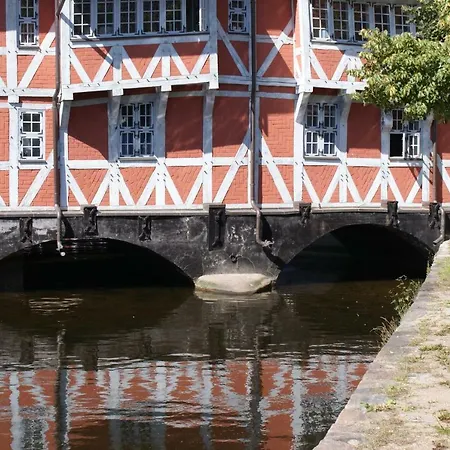 Huus Thusi Mit Terrasse - Abc264 By Abcwismar * Wismar